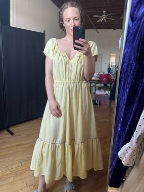 Vintage Yellow Tiered Midi Dress with Ruffle Details